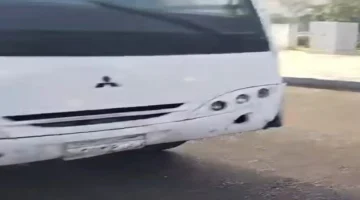 تصادم عنيف.. أتوبيس طلاب مدرسة خاصة يصطدم بسيارة ملاكي في القاهرة الجديدة